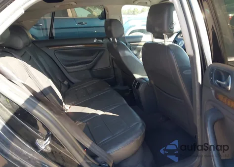 2005 Volkswagen Jetta 2.5 from USA, damaged, VIN 3VWDG71K15M634960